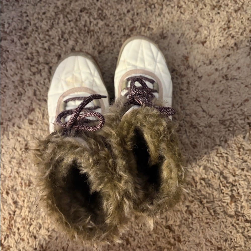 Columbia Minx Shorty III Women’s 6 snow boots - Picture 5 of 12